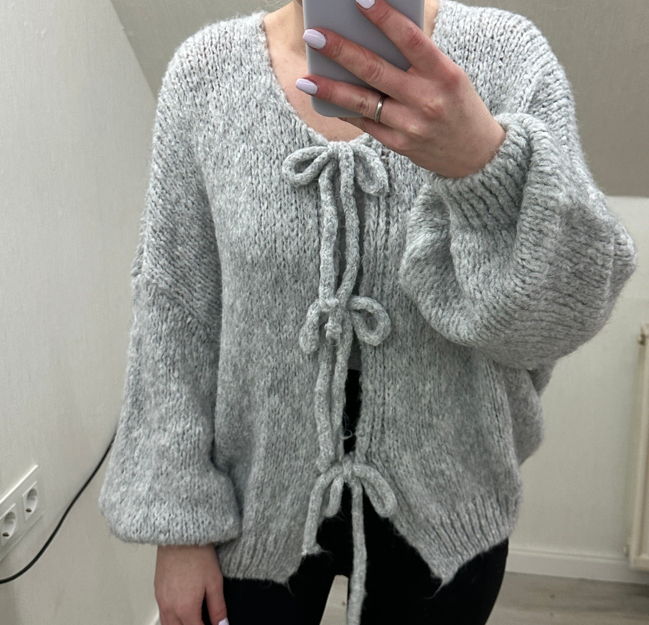 Cardigan mit Schleife grau