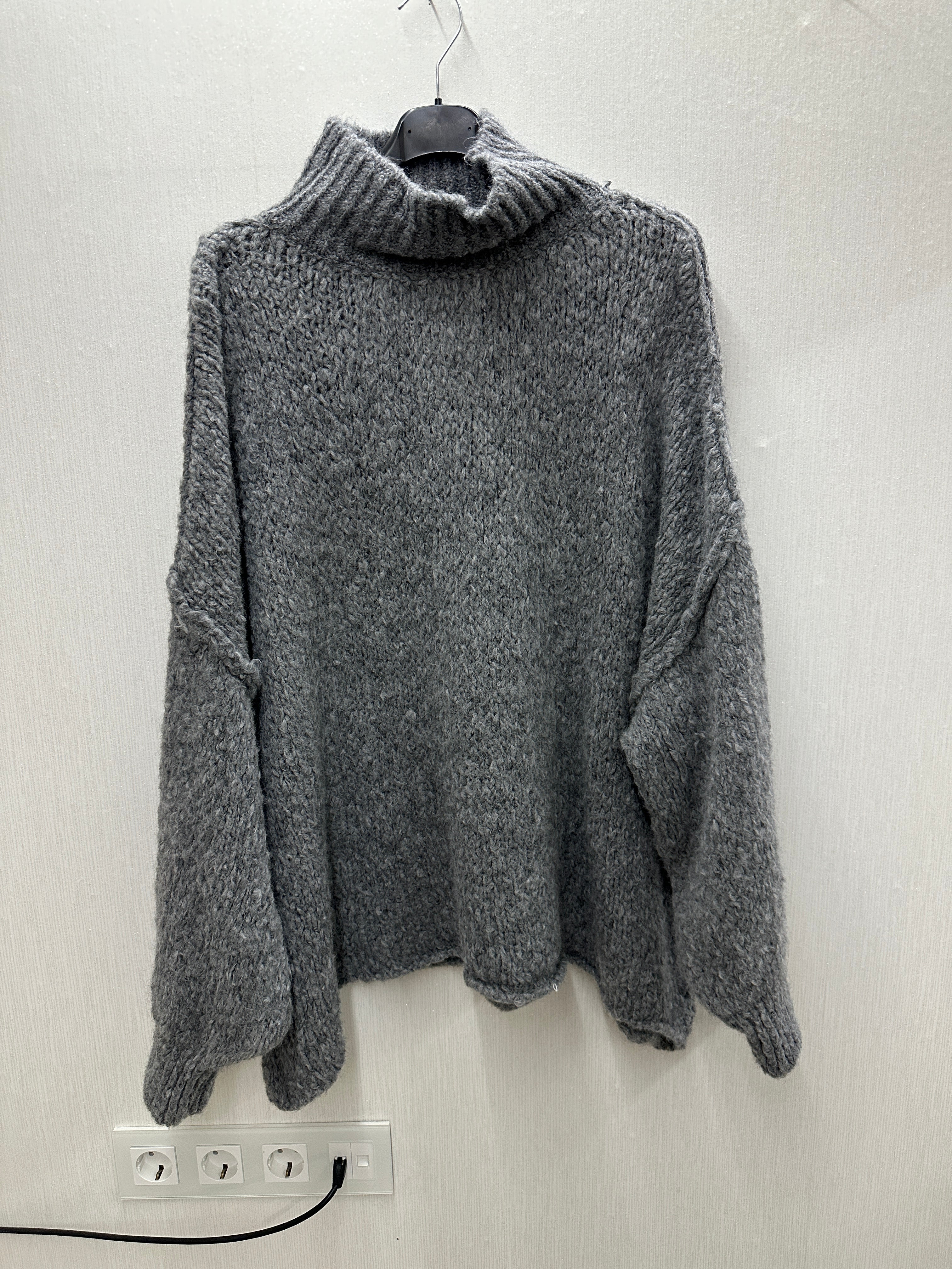 Oversize Kuschelpullover grau